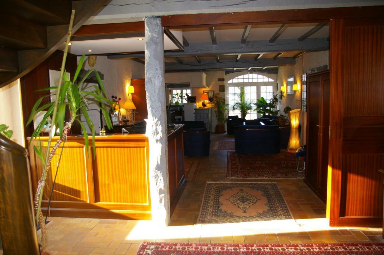 TréguncDomaine Les Grandes Roches住宿加早餐旅馆 外观 照片