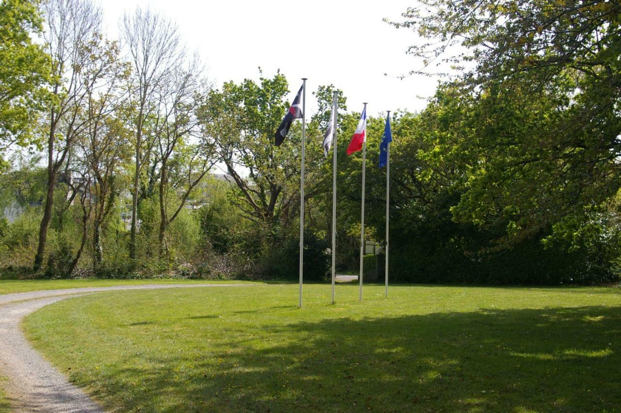 TréguncDomaine Les Grandes Roches住宿加早餐旅馆 外观 照片